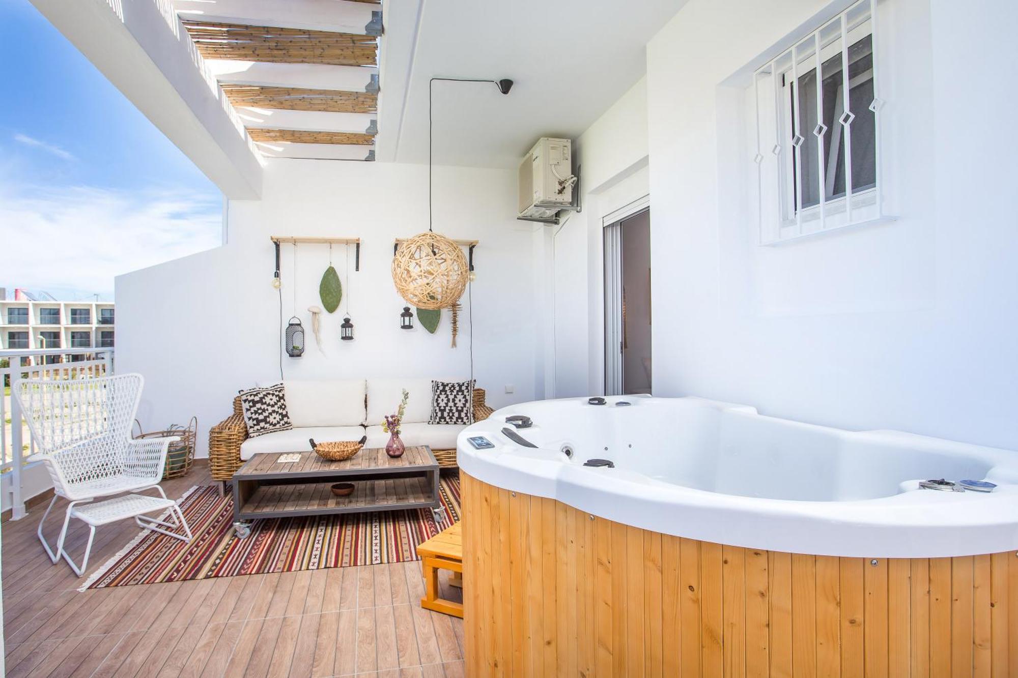 Euphoria Luxury Apartment 法里拉基 外观 照片