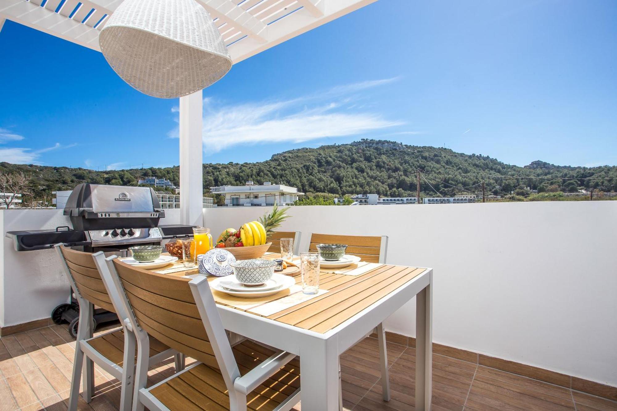 Euphoria Luxury Apartment 法里拉基 外观 照片